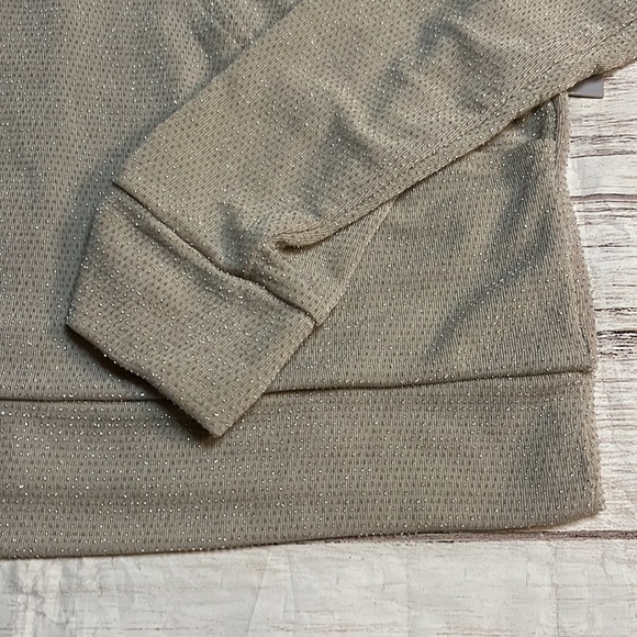 NWT Jennifer Lopez Top - Picture 3 of 13